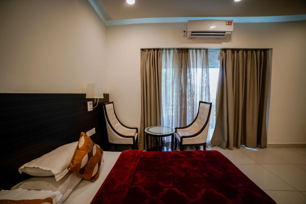 Hotel Rajpur Heights 17/50