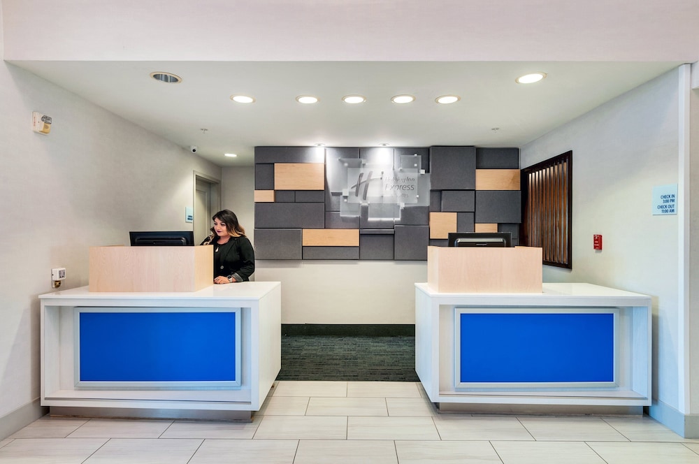 Holiday Inn Express Hotel Suites Banning 9/43