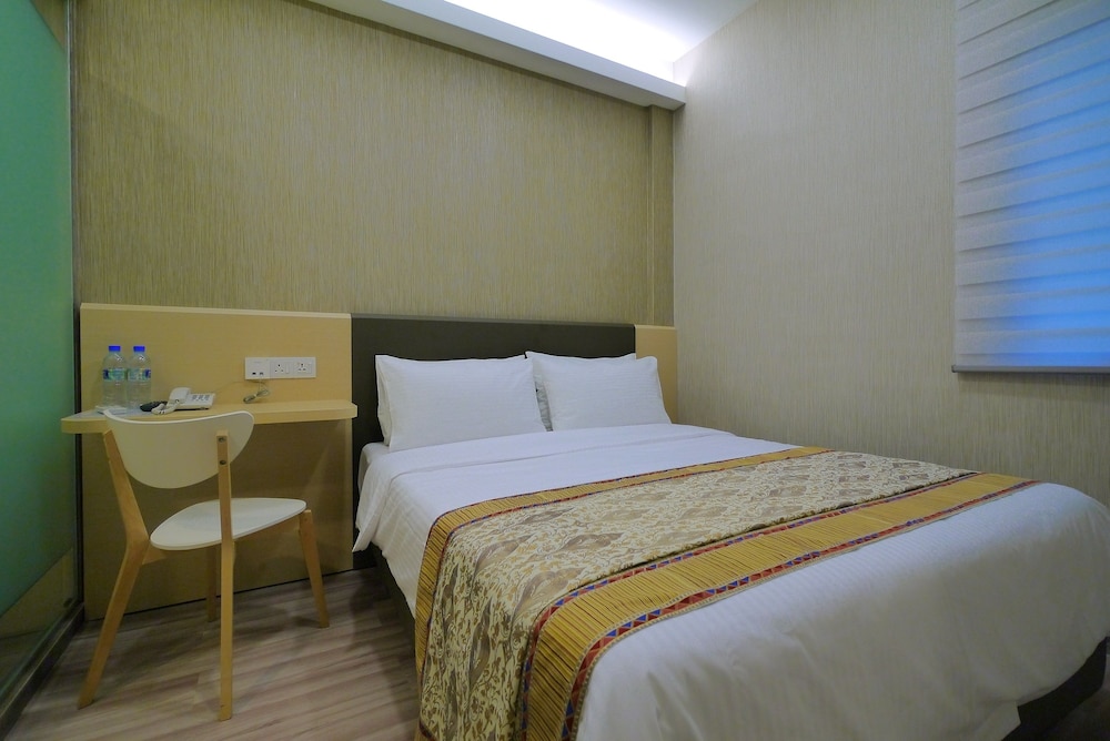33 Boutique Hotel 24/30