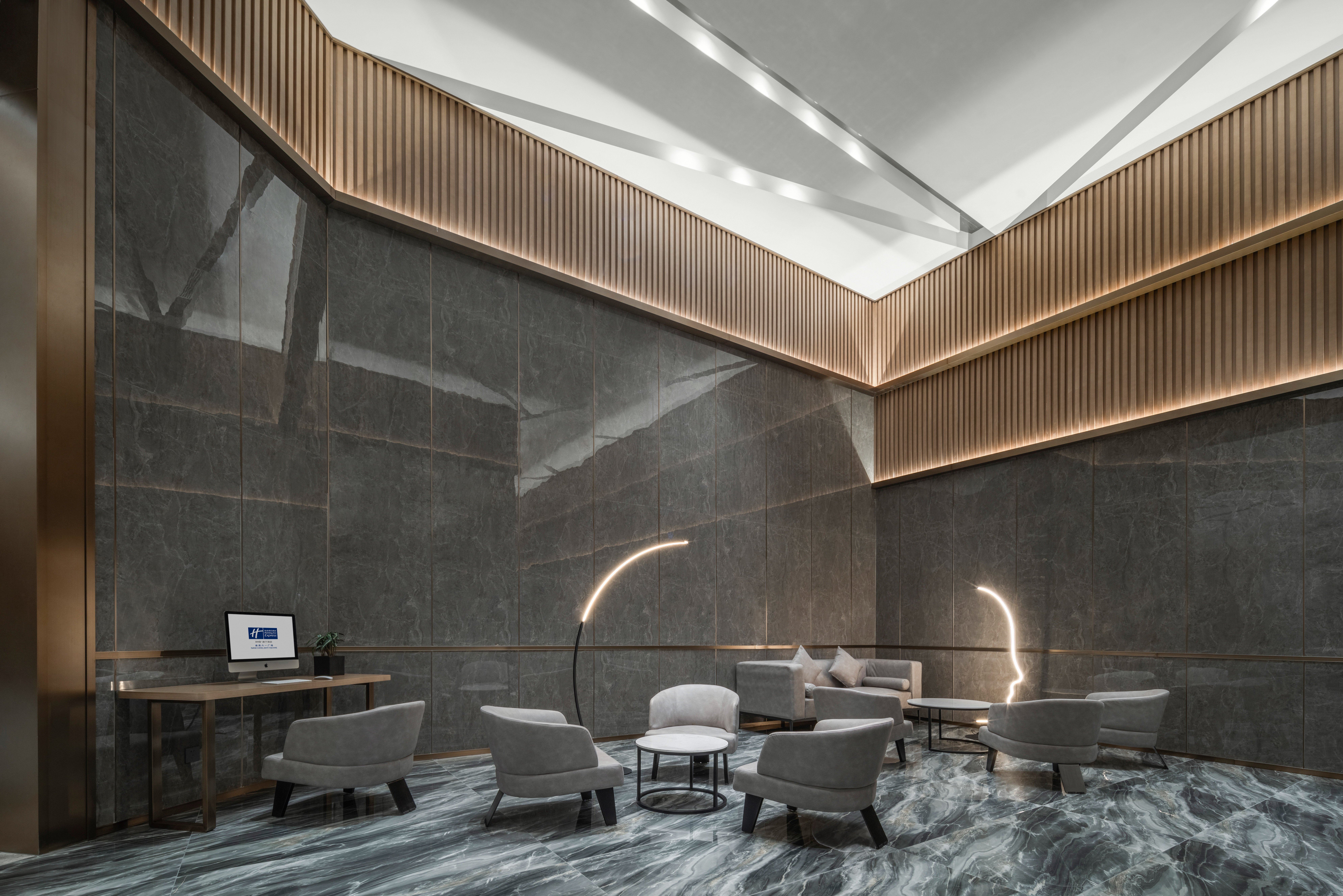 Holiday Inn Express Nanchang Bayi Square 11/27