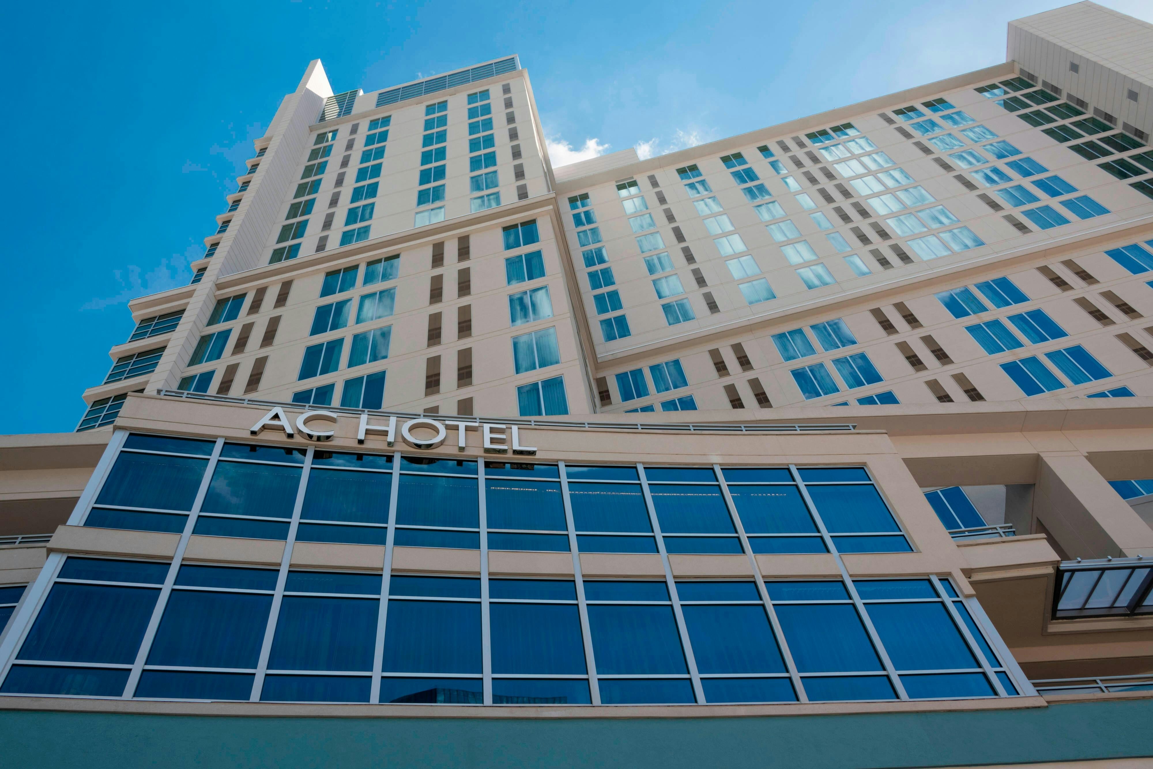 Ac Hotel By Marriott Charlotte City Center 2/61