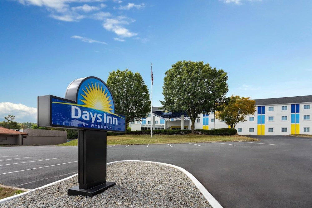 Days Inn by Wyndham Penn State 44/50