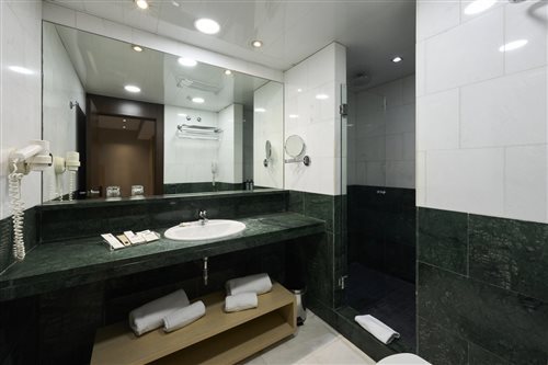 Room, Single, Twin Beds