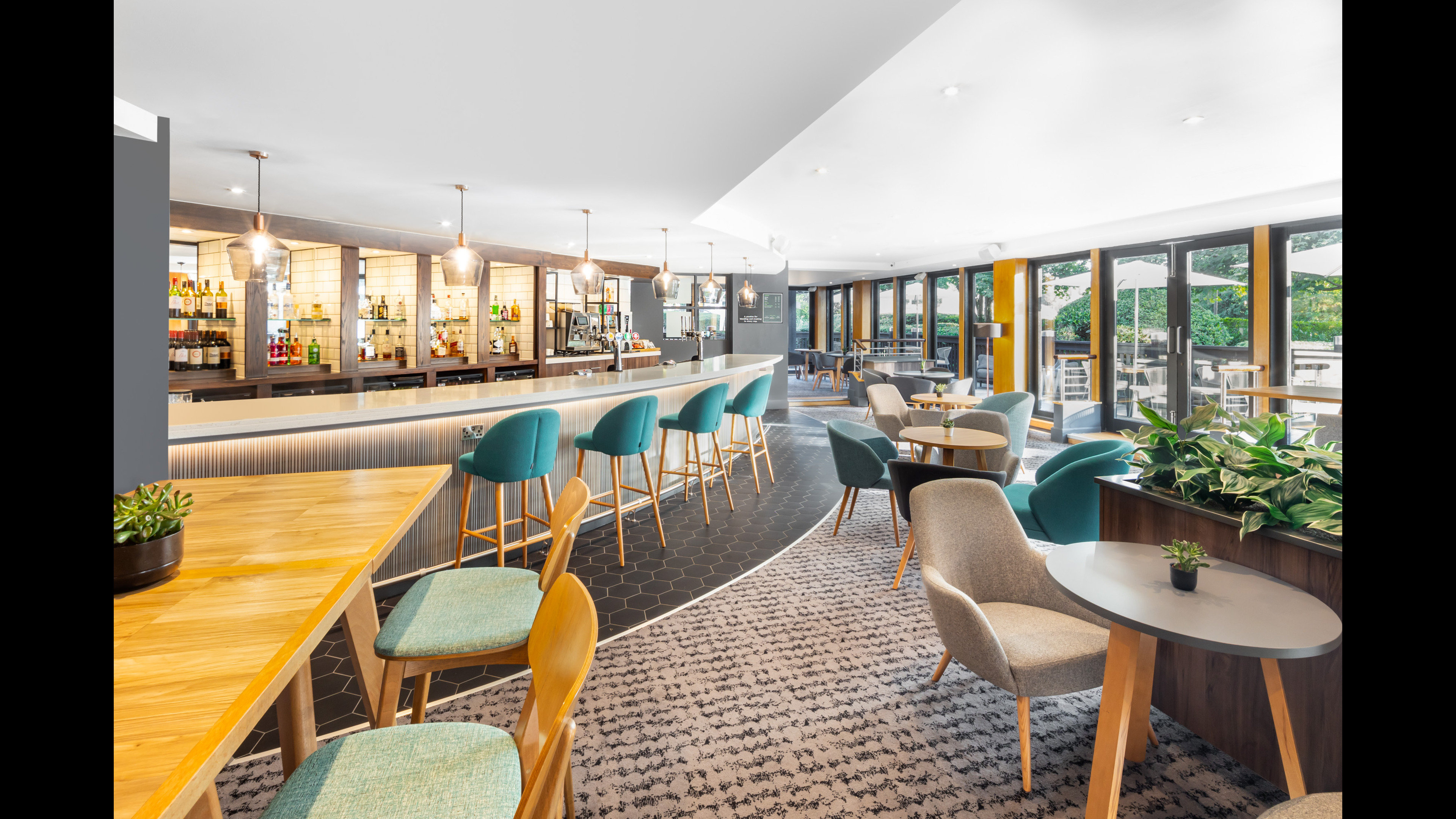 Holiday Inn Hemel Hempstead M1, JCT. 8 by IHG 34/50