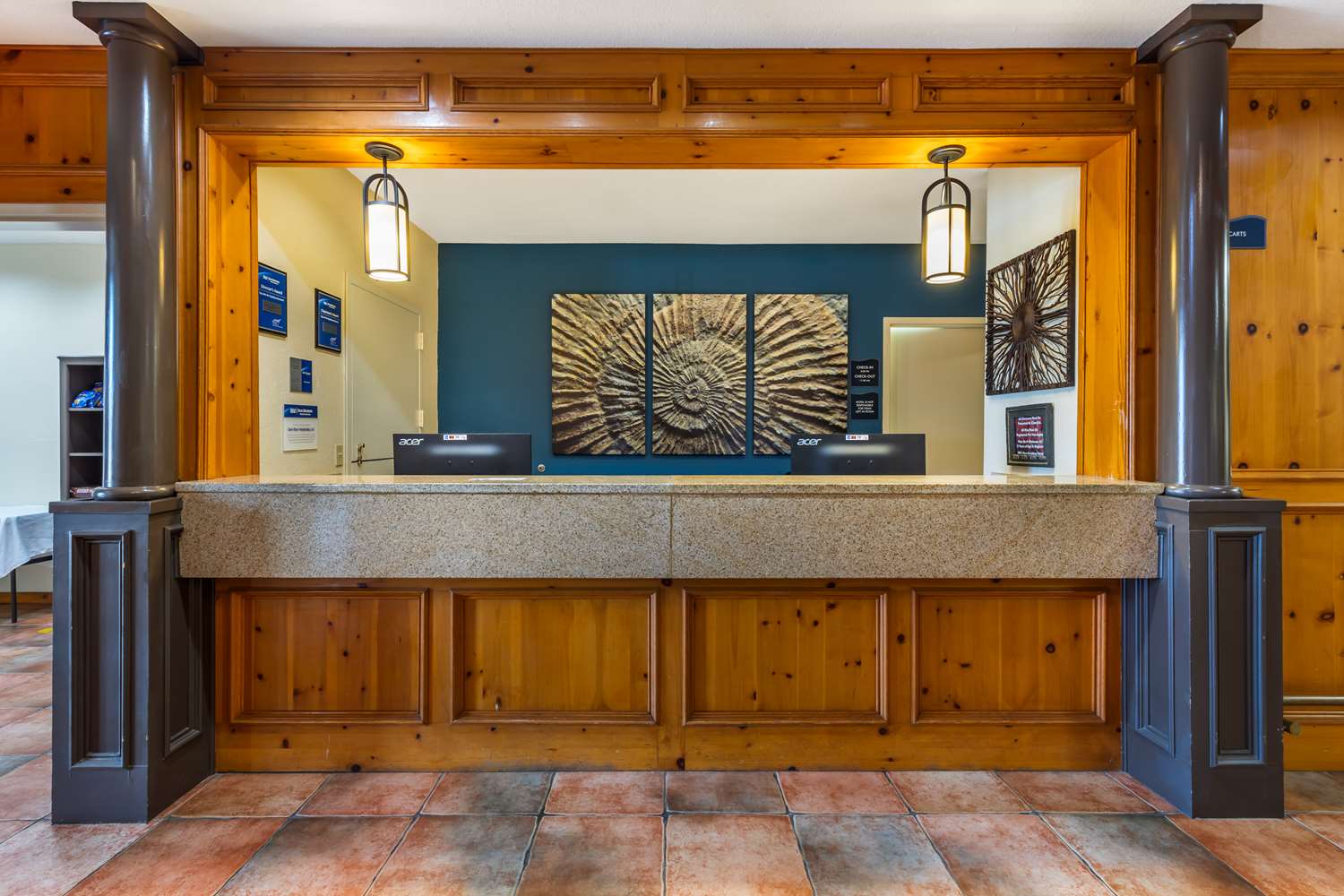 Best Western Dinosaur Valley Inn & Suites 8/37