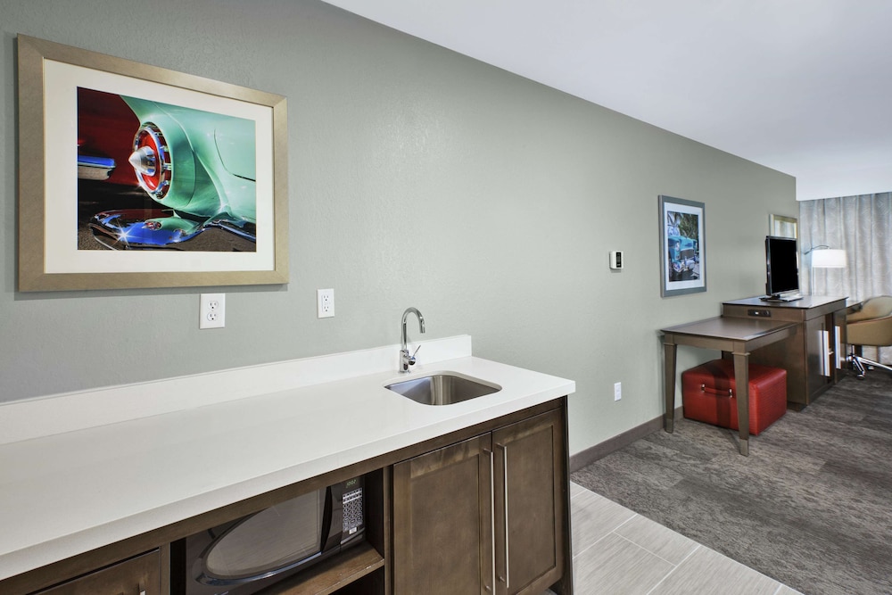 Hampton Inn by Hilton Detroit Dearborn 11/43