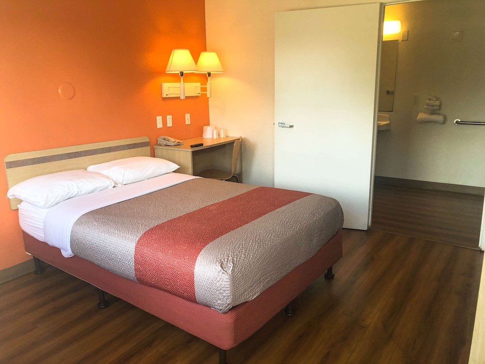 Motel6 Jacksonville, FL - Orange Park 29/60