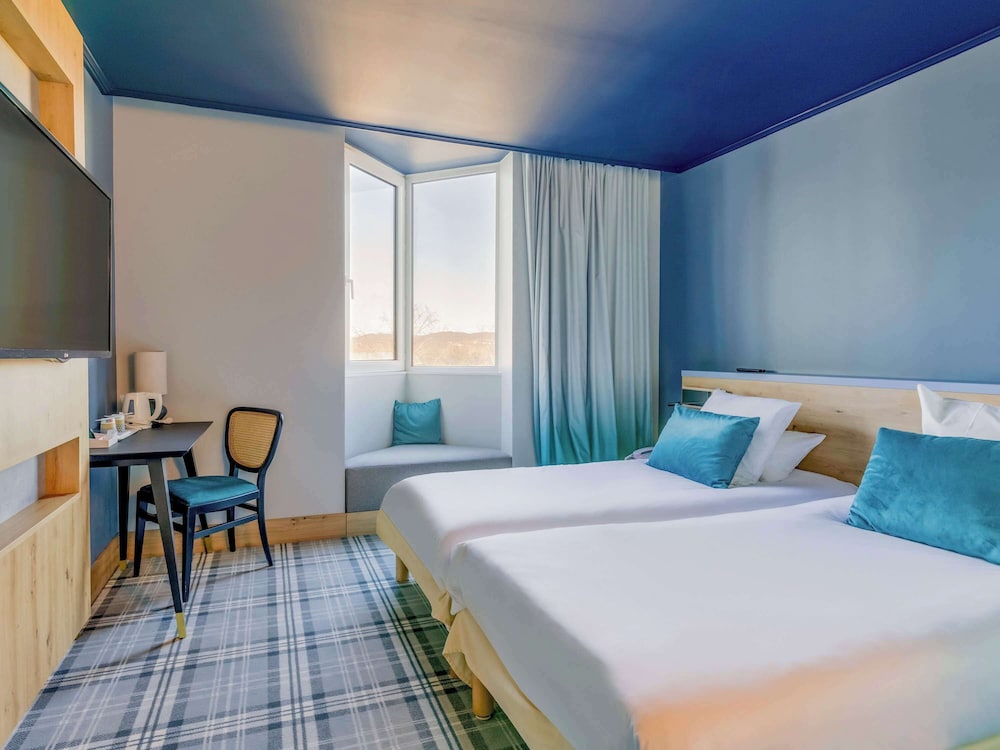 Mercure Lyon Est Villefontaine 24/64