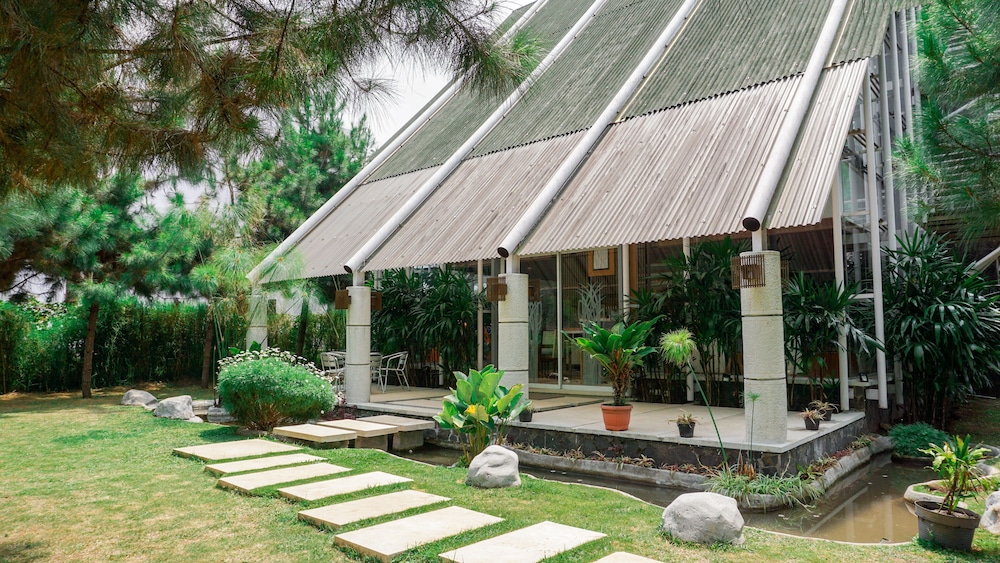 Vila Air Natural Resort 10/50