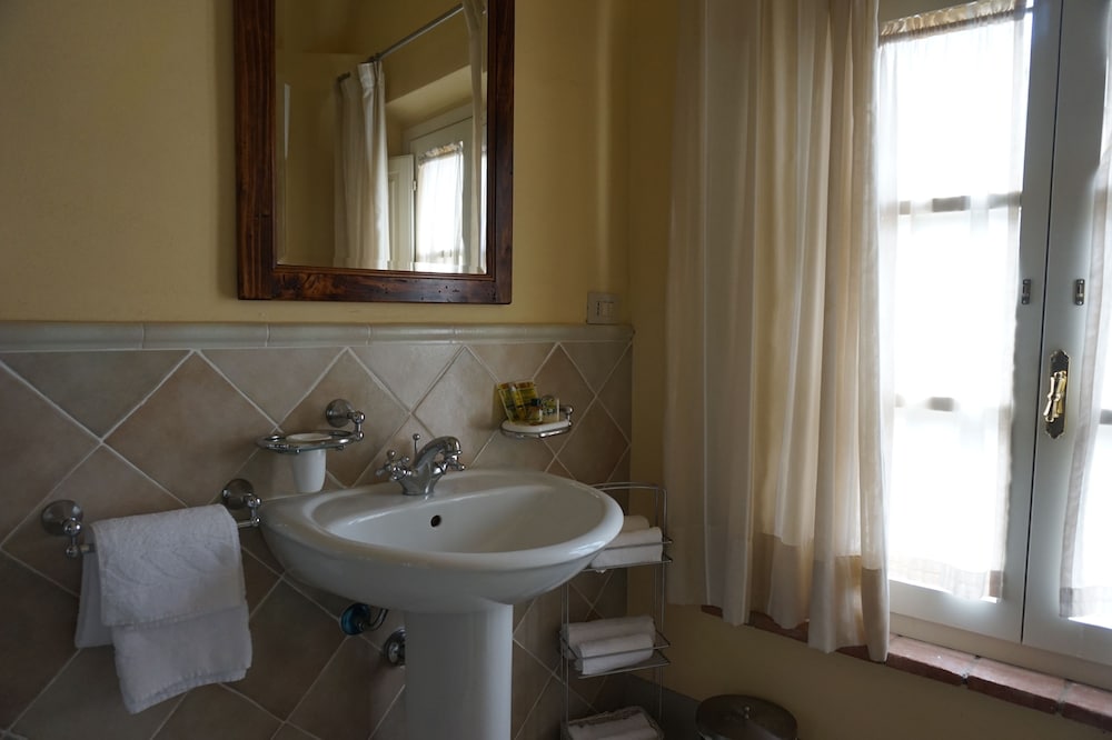 Borgo di Colleoli Resort 74/76