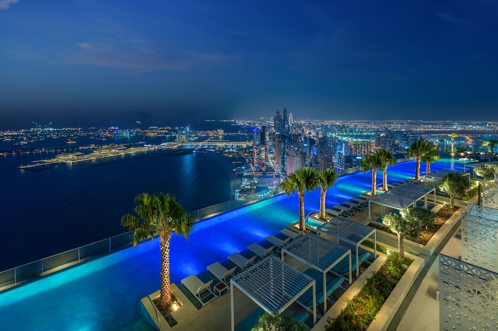 Address Beach Resort 17/78