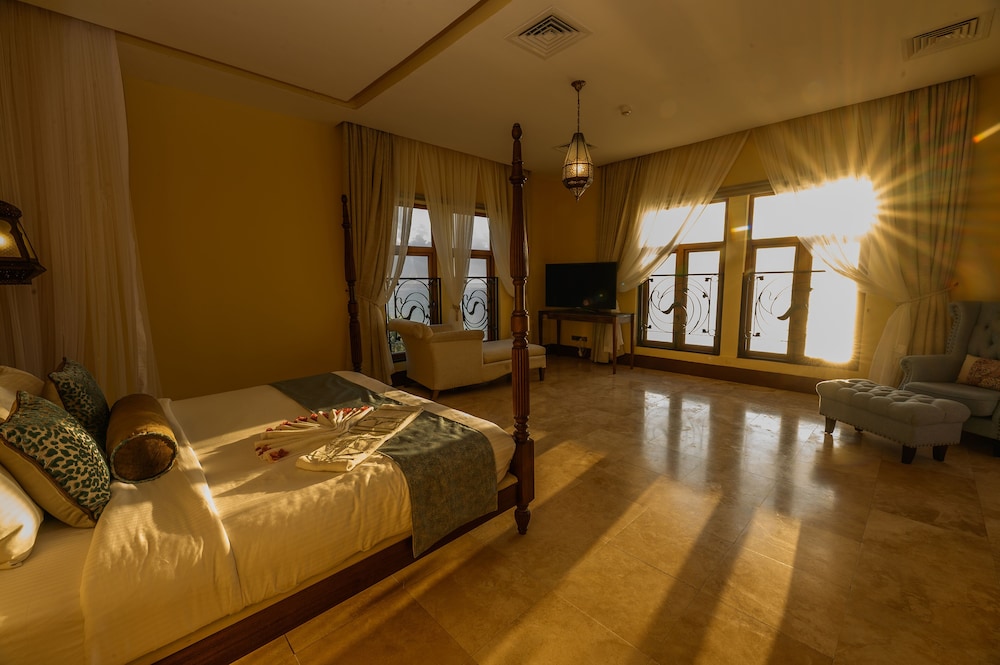 Cocoa Boutique Hotel 64/79