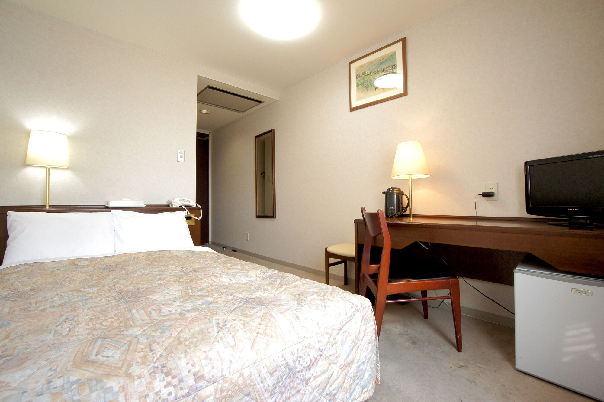 ROOM, DOUBLE BED, SMOKING