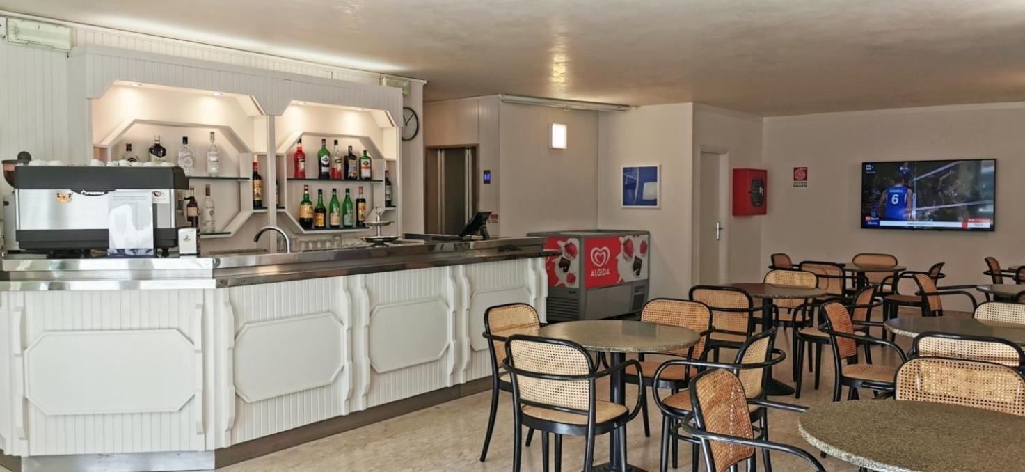 Hotel Cosmos 24/34