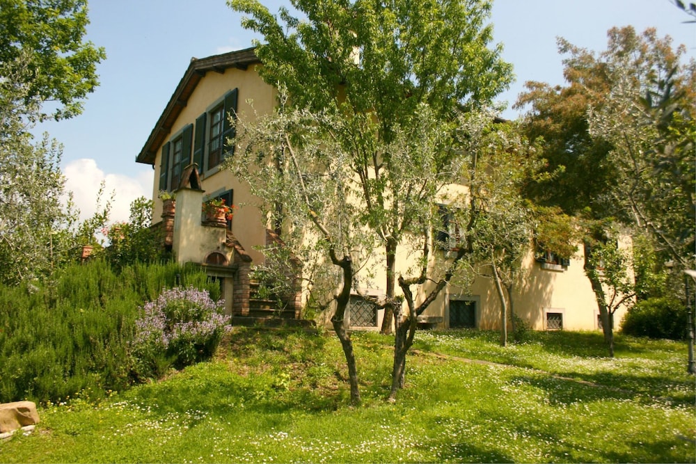 Villa Degli Olivi 19/26