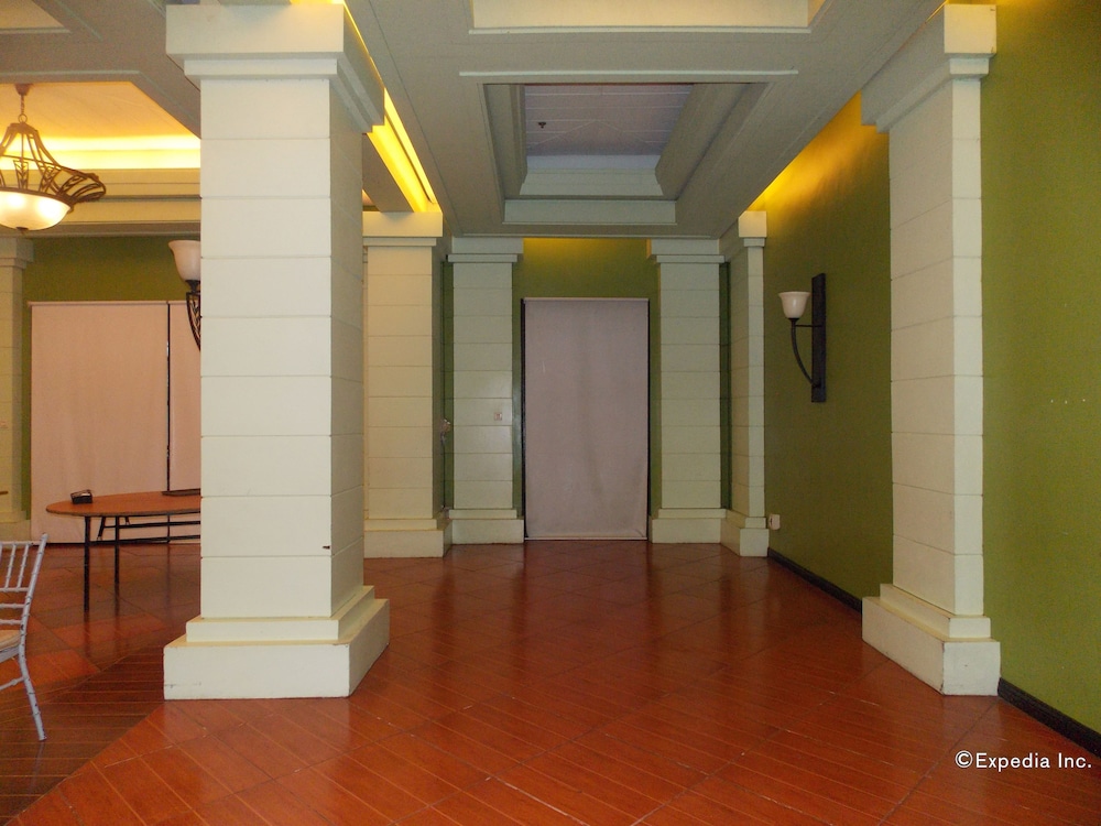 Planta Centro Bacolod Hotel Residences 15/46
