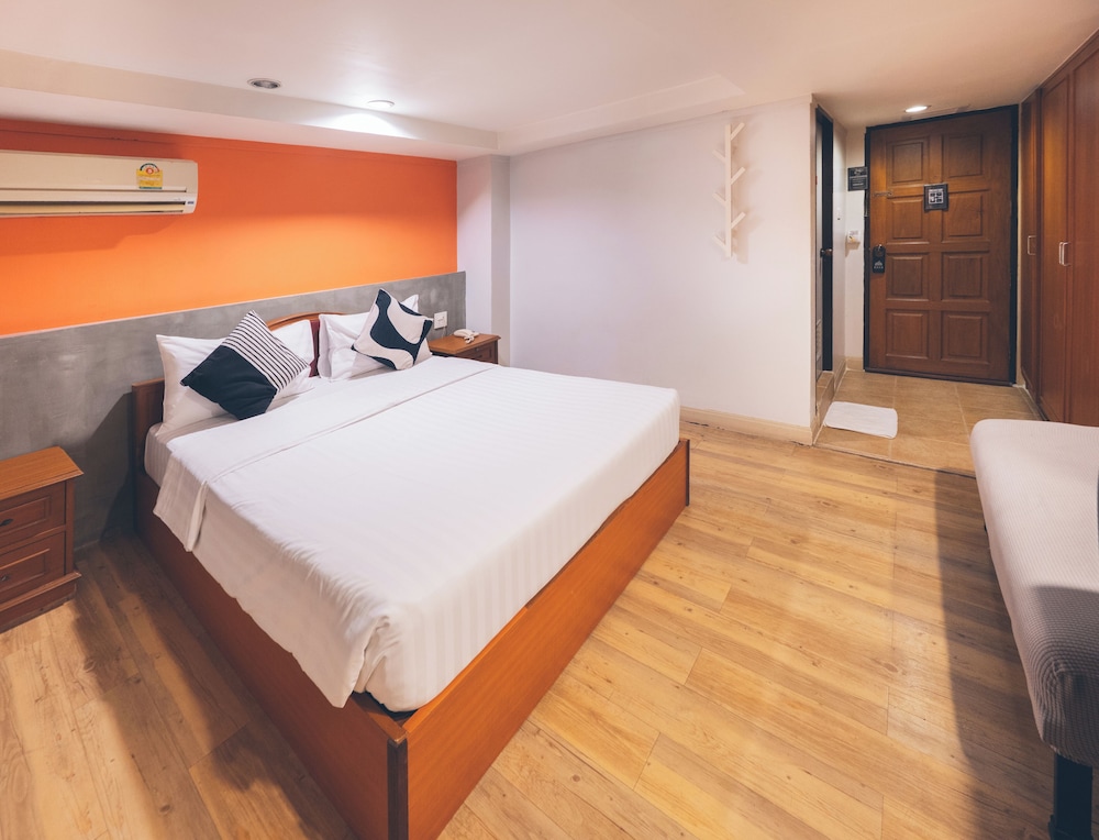 Atlas Bangkok Hotel 36/62