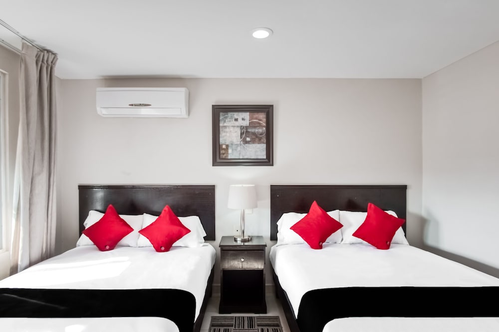 Boca Inn Hotel &amp; Suites 26/66