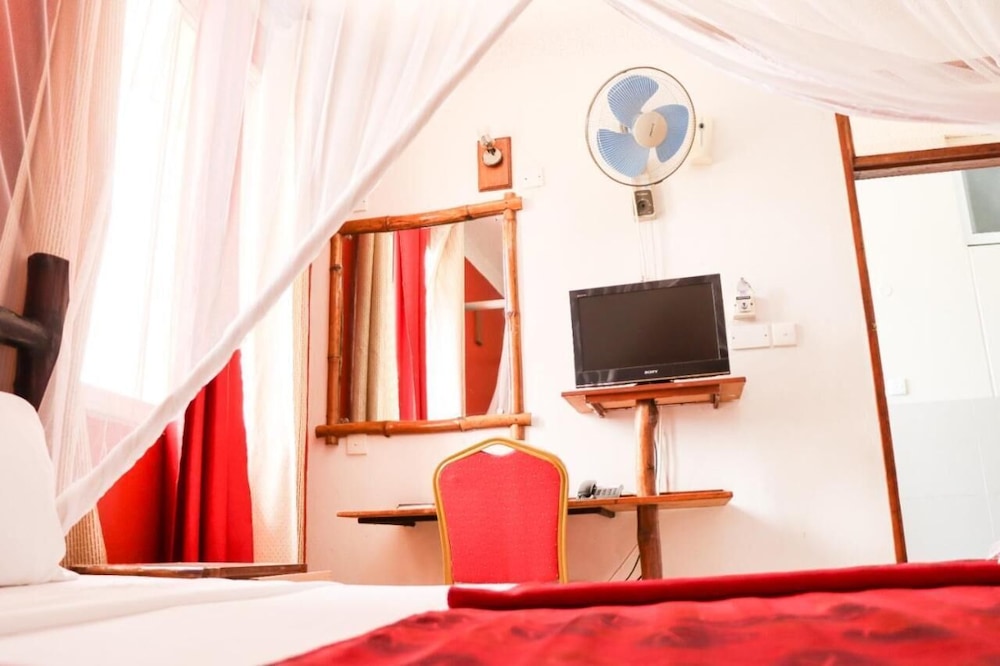 Bridge Hotel Mombasa 31/41