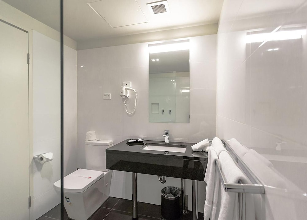 Bankstown Motel 10 Greenacre 49/89