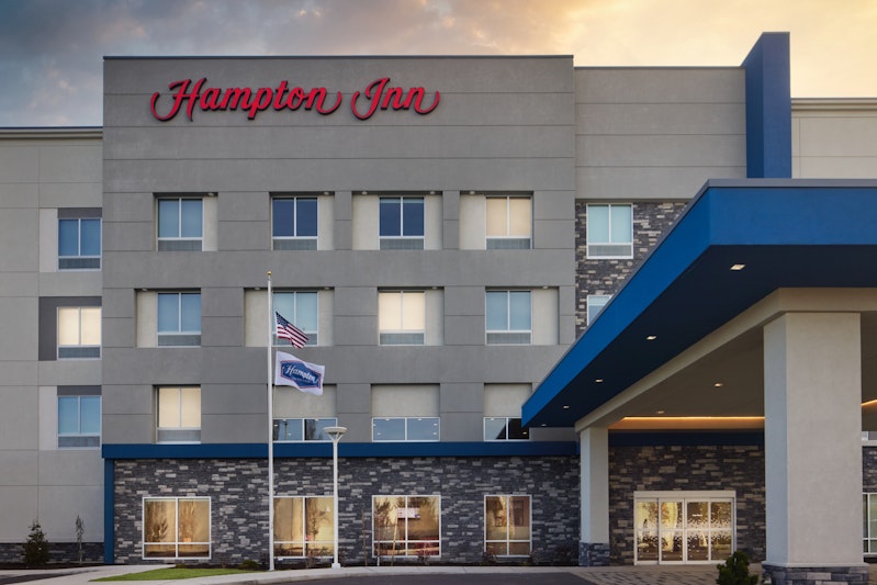 Hampton Inn Redmond Bend Airport 1/8