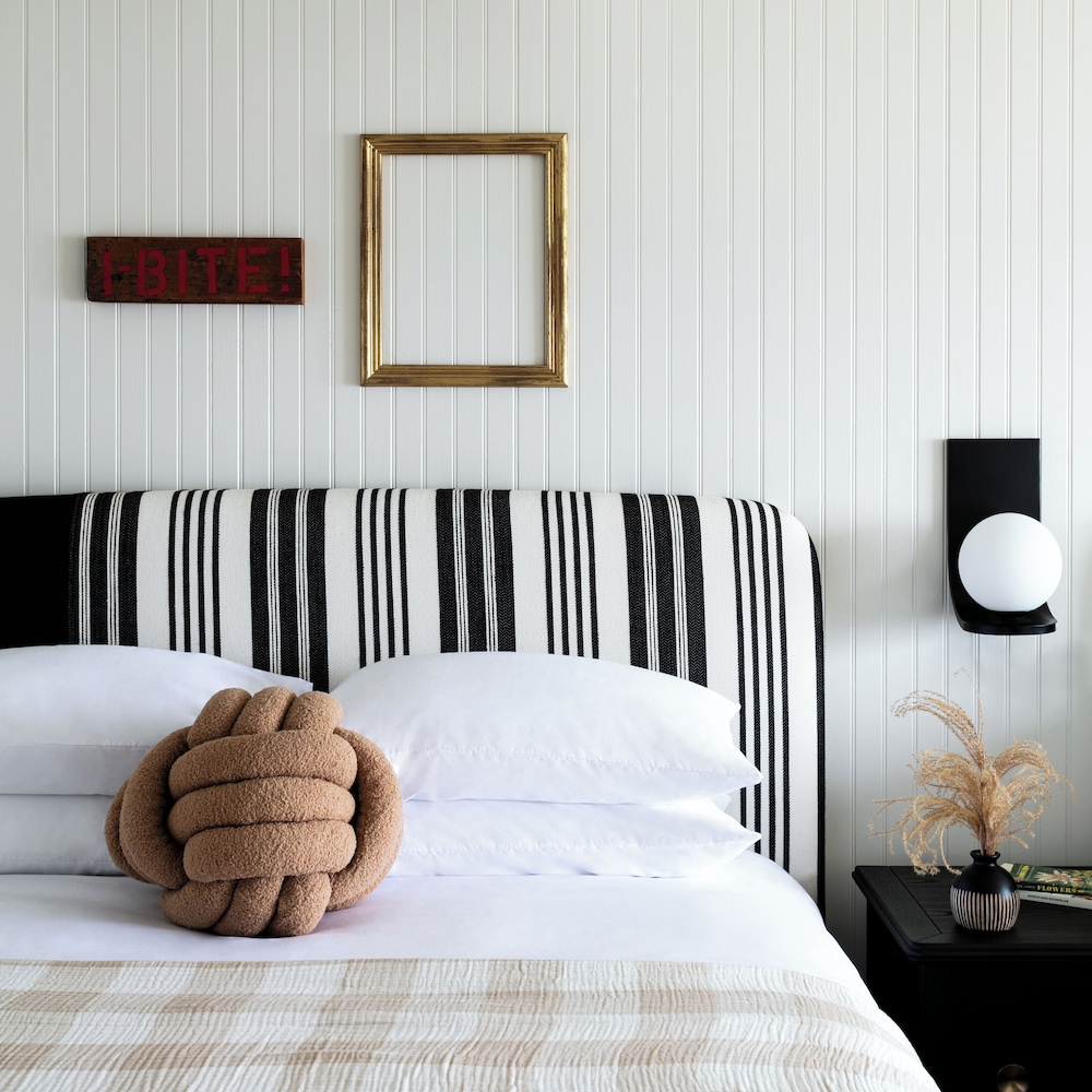 Bluebird Ocean Point Inn 21/47