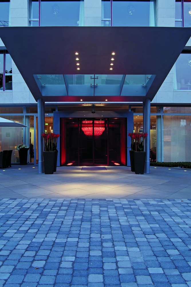Radisson Blu Media Harbour Hotel Dusseldorf 61/68
