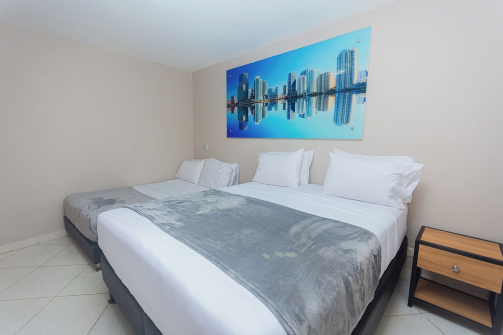 HOTEL TROPICAL SAN JERONIMO 11/27