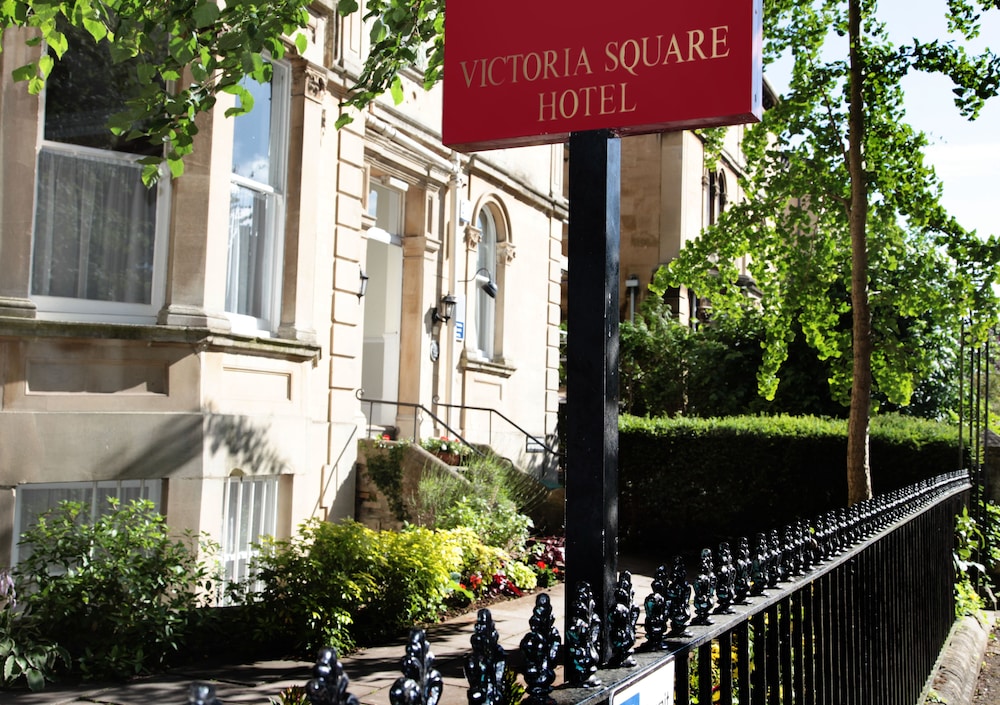 Victoria Square Hotel 4/50