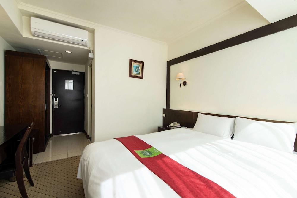 Liga Hotel 22/61
