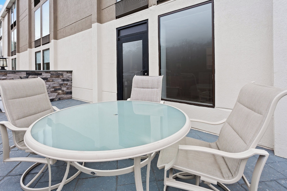 Holiday Inn Express Hopewell - Fort Lee Area, an IHG Hotel 19/40