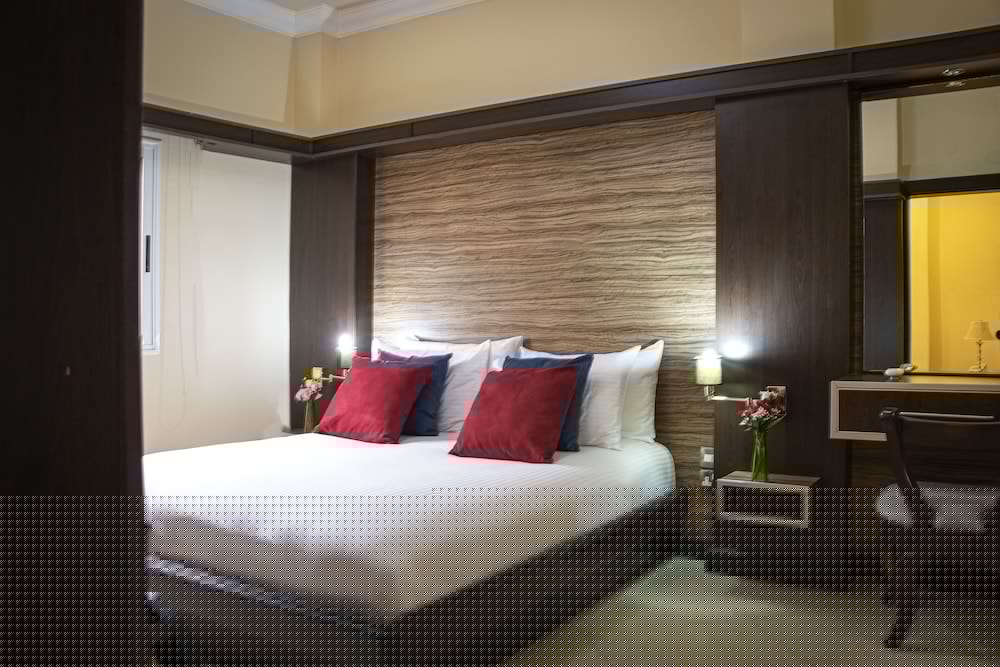 Home Suites Hotel 14/80