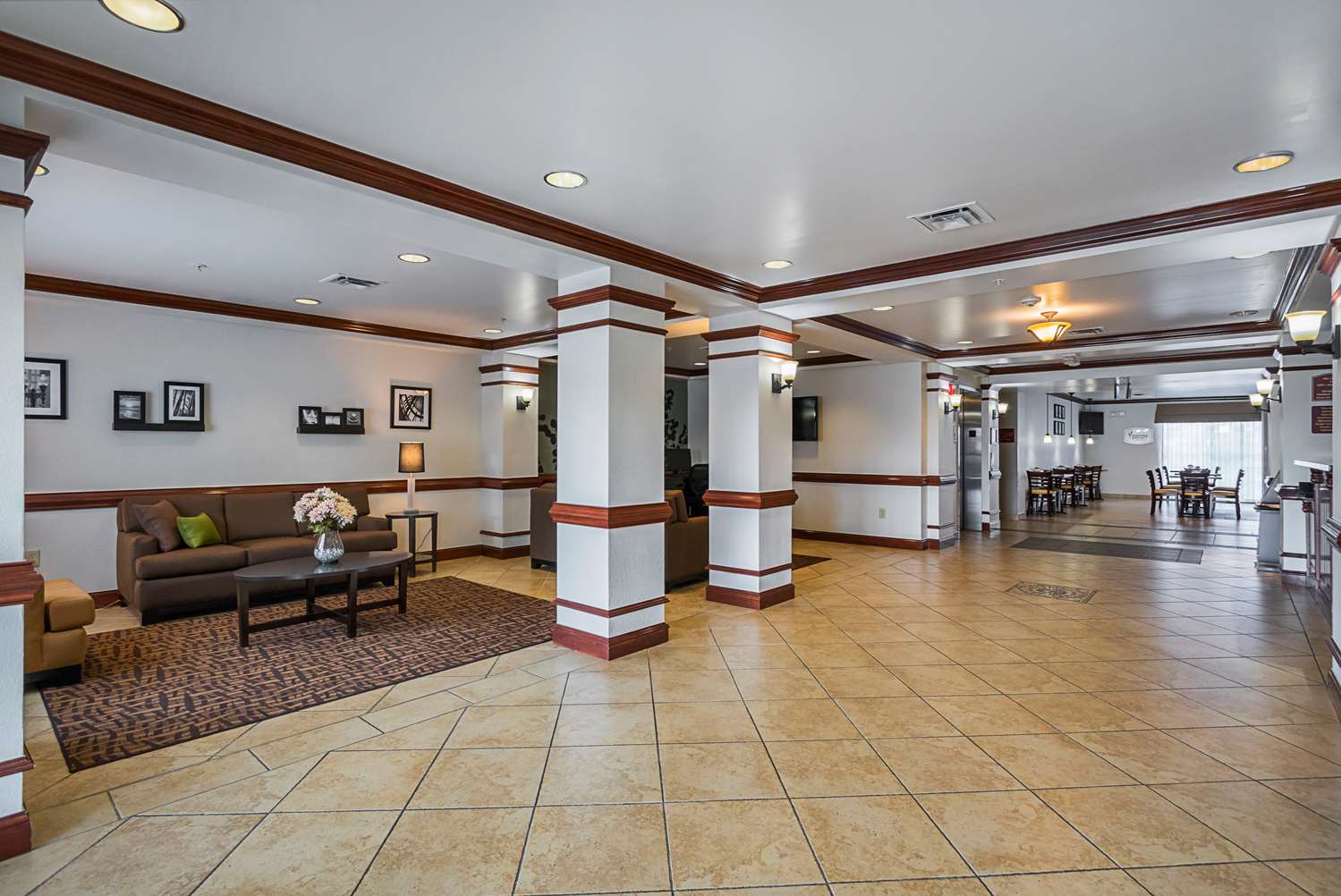 Sleep Inn & Suites Manchester 3/15