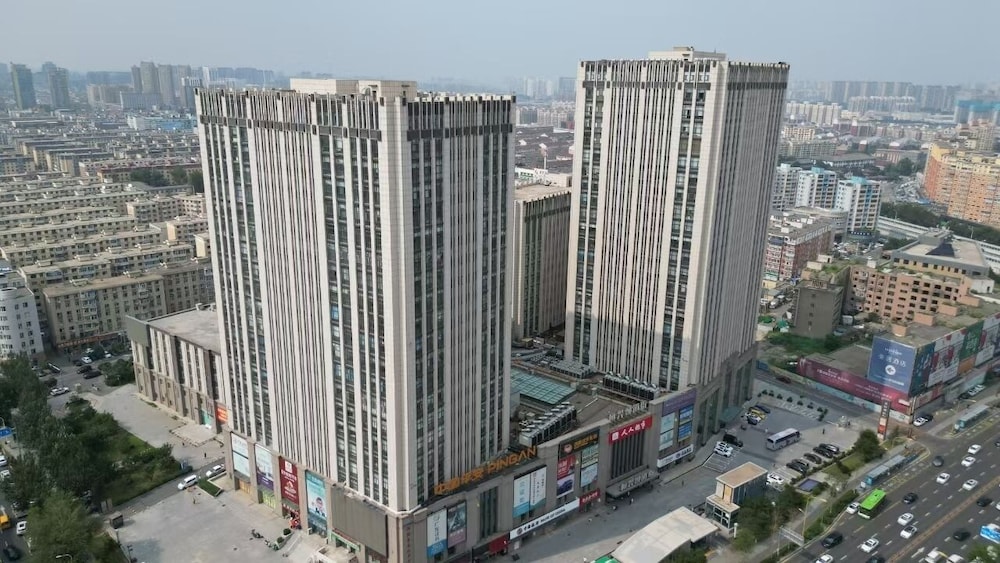 Mercure Changchun Hengxing 3/46