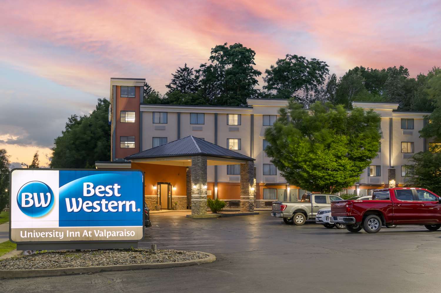 Best Western University Inn At Valparaiso 1/16