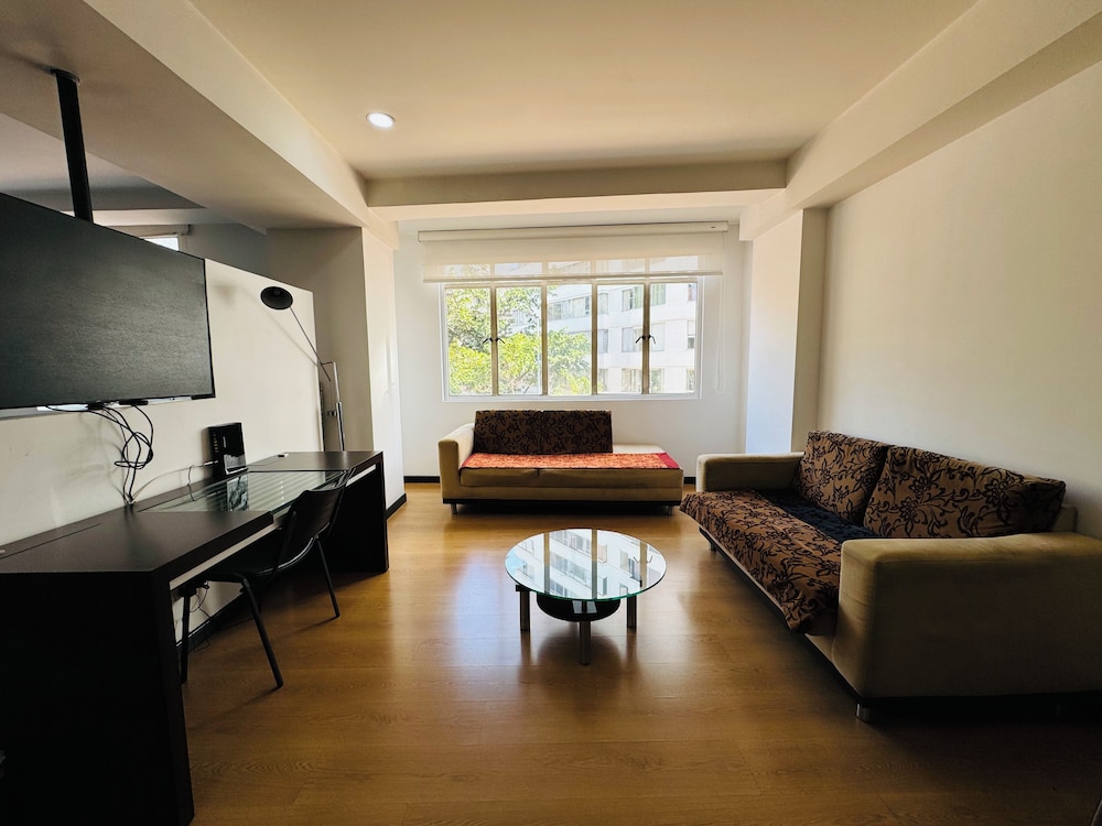 Hotel Aparta Suite Continental 45/75