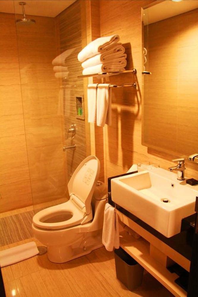Nemuru Grand Bellevue Radio Dalam 39/39