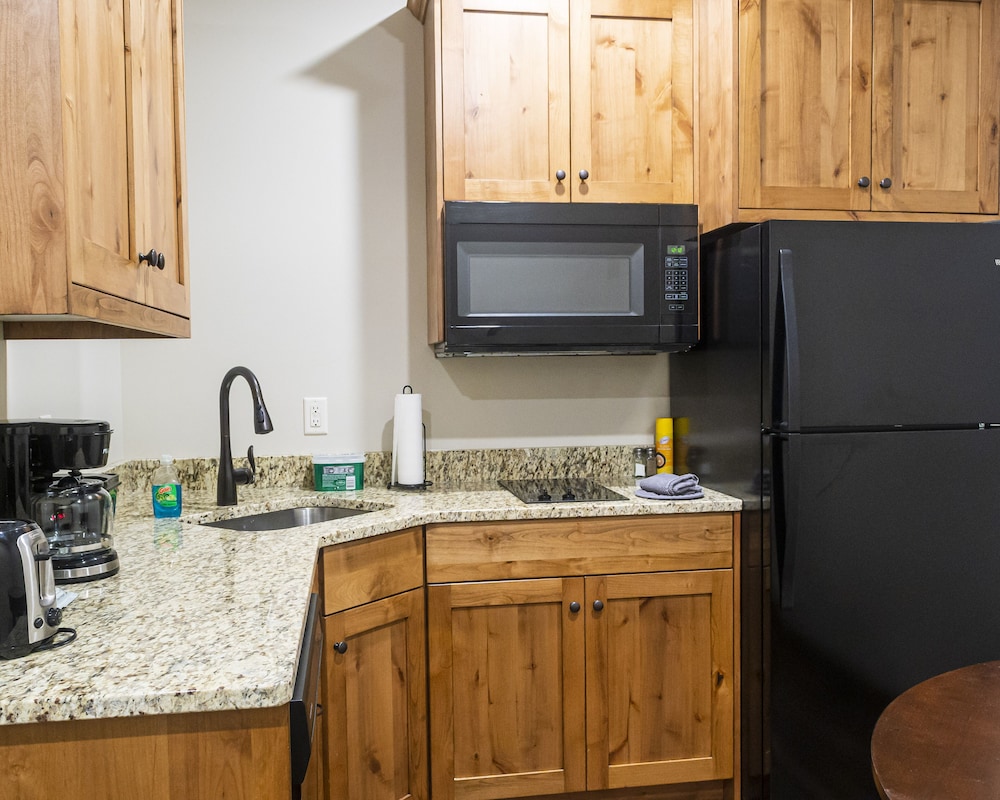 Sawtelle Mountain Resort 4/36