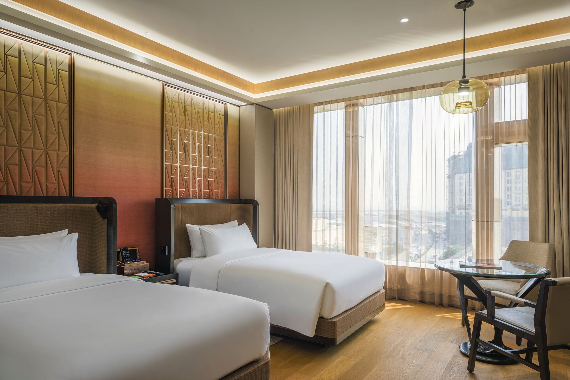 EMERALD, DOUBLE BED