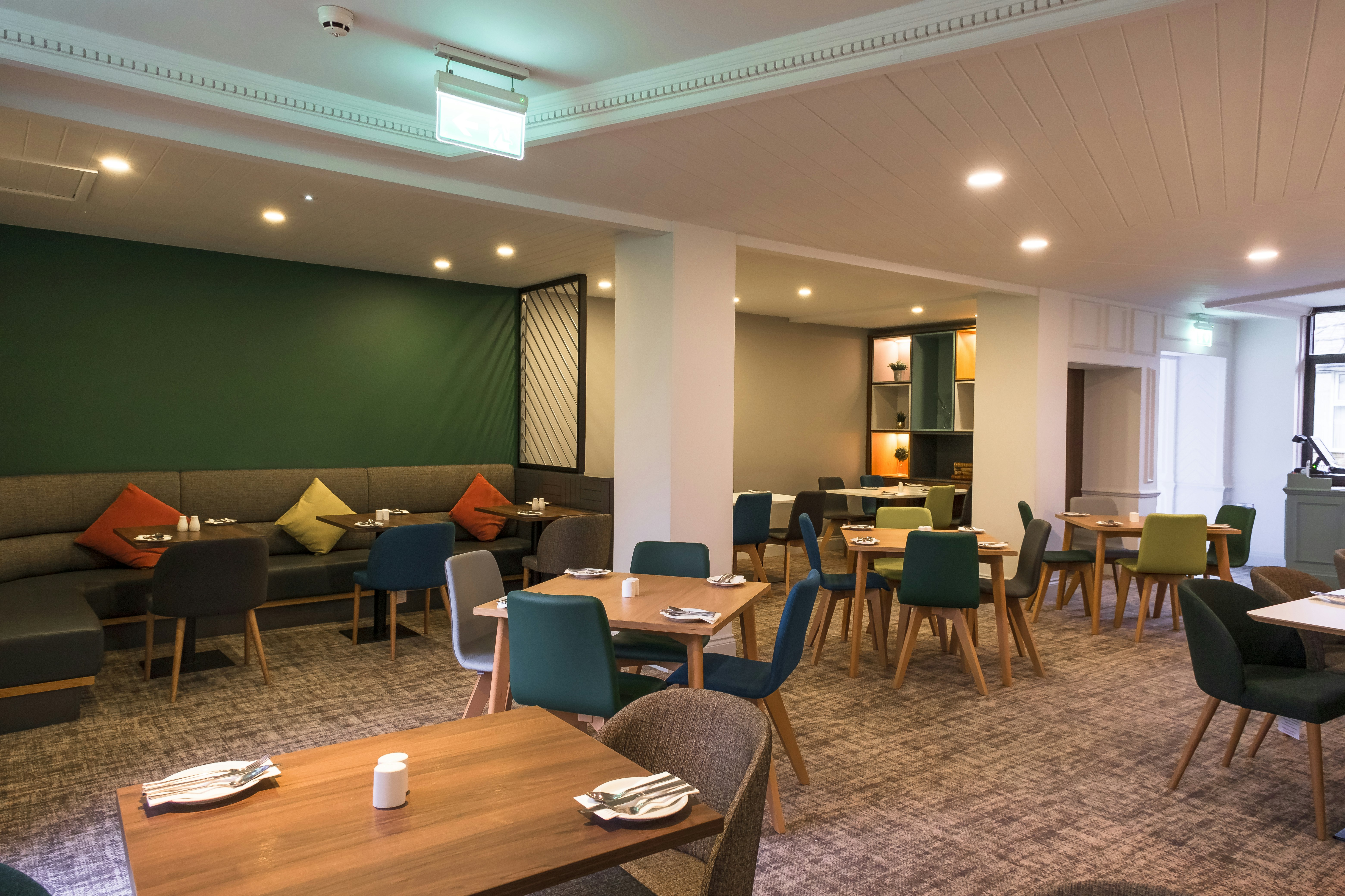 Holiday Inn Doncaster A1 M Jct 36 30/50