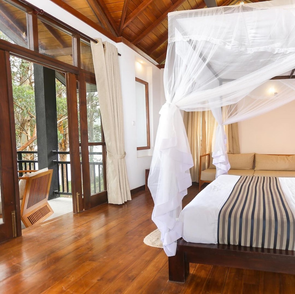 The Farm Resorts 5/50
