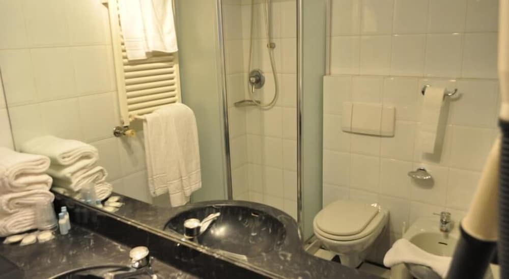 Hotel Cinzia 44/50