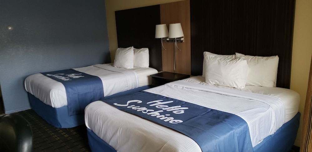 Days Inn by Wyndham Tonawanda/Buffalo 14/33