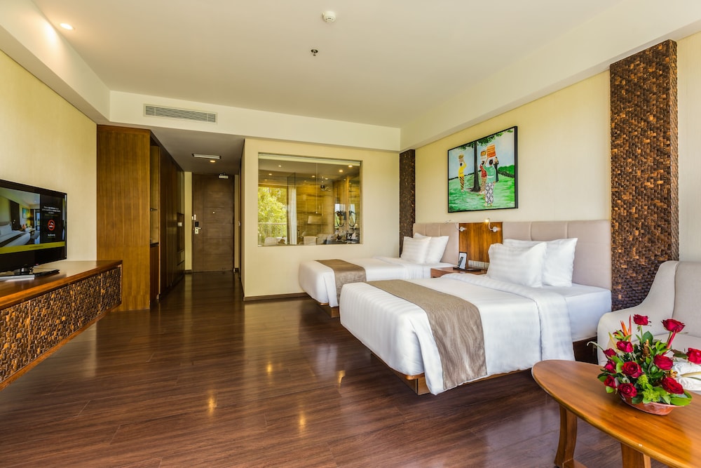 STUDIO, TWIN BEDS