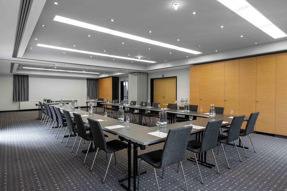 Ramada by Wyndham Essen 34/45