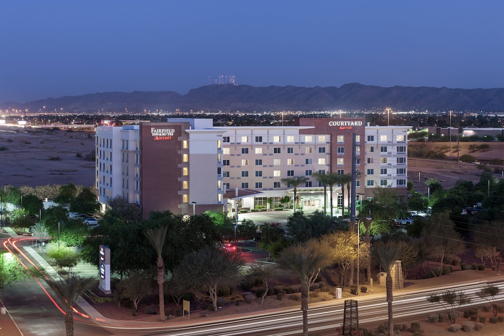 Fairfield Inn Suites Phoenix Chandler Fashion Center 2/65