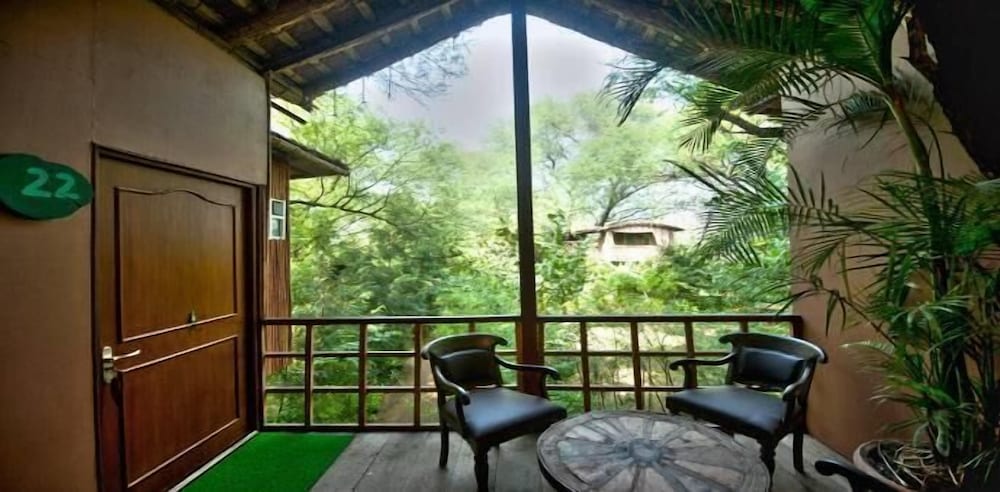 The Tree House Resort 12/35