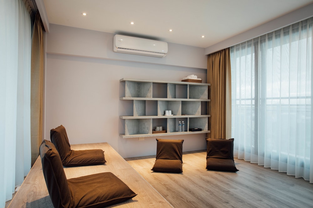 Onsense Villa 45/61