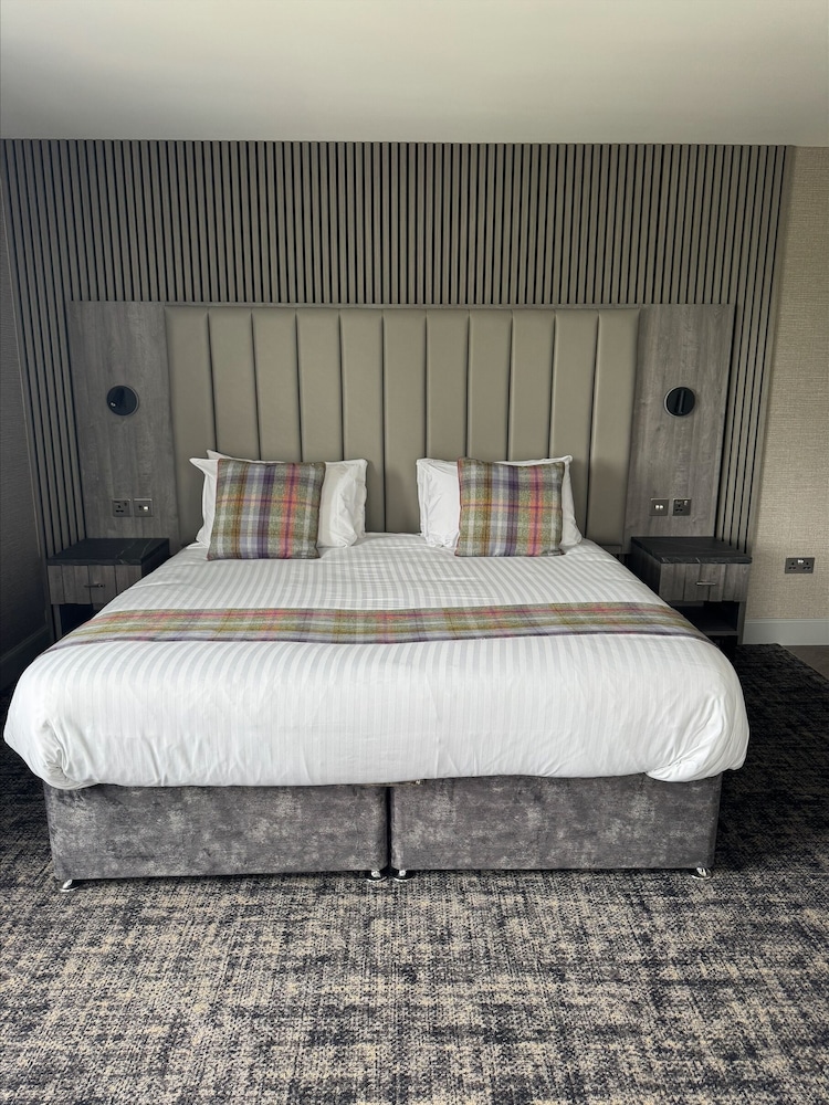 The Knowes Hotel 9/31