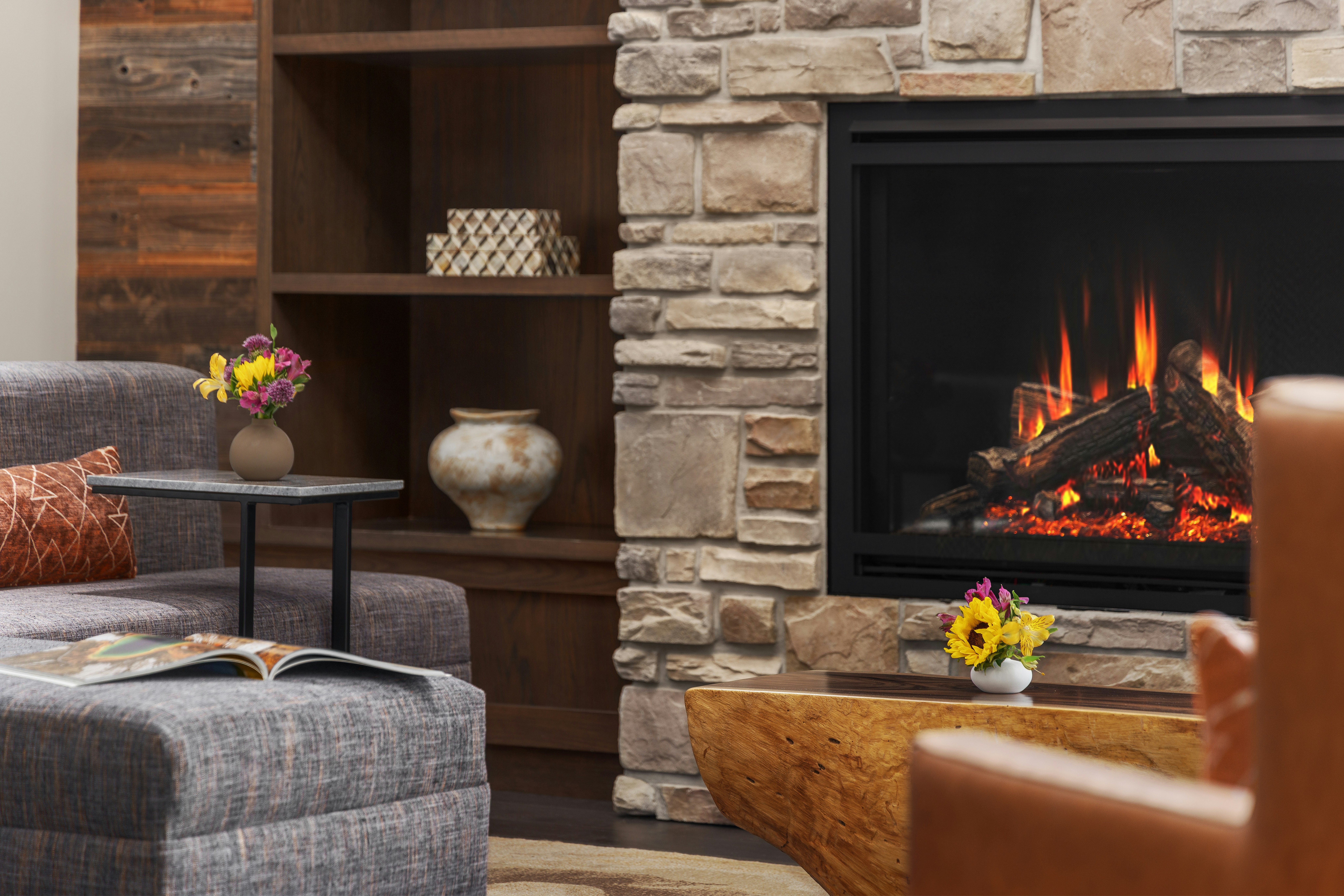 Starlite Yellowstone, Tapestry Collection by Hilton 38/54